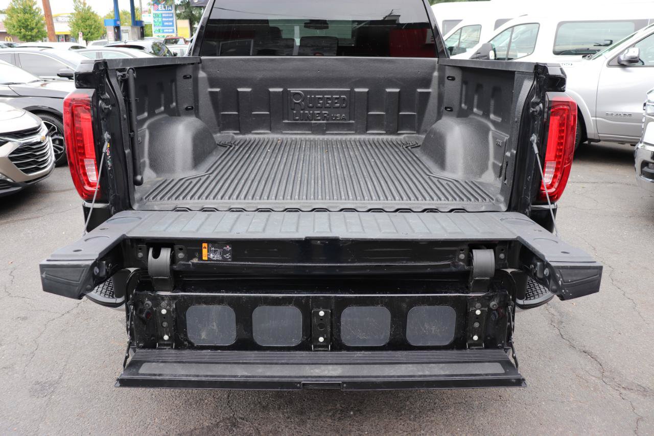 Used 2025 GMC Sierra 1500 SLT AWD/4WD image 50