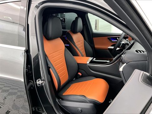 Certified 2025 Mercedes-Benz GLC 350e 4MATIC image 6