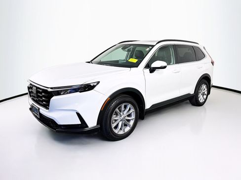 Used 2023 Honda CR-V EX image 3