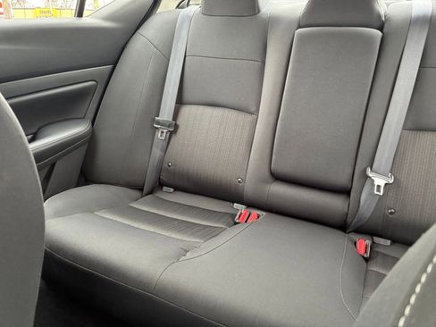 Used 2025 Nissan Altima 2.5 SV image 34