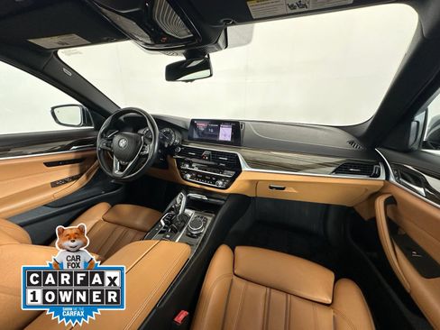 Used 2019 BMW 530i xDrive w/ Convenience Package AWD/4WD image 2