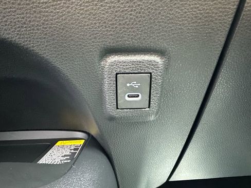 Certified 2026 Toyota Corolla SE w/ SE Package FWD image 39