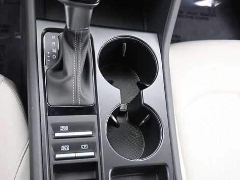 Certified 2025 Hyundai Sonata SE image 22