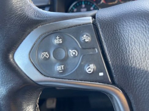 Used 2020 Chevrolet Suburban Premier image 22