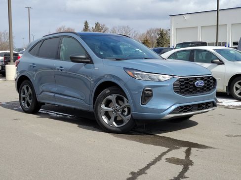 Used 2024 Ford Escape ST-Line w/ Tech Pack #1 image 34