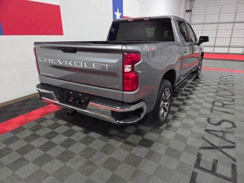 Used 2019 Chevrolet Silverado 1500 LT w/ Texas Edition image 19