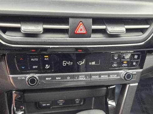 Used 2024 Kia Seltos S FWD image 19