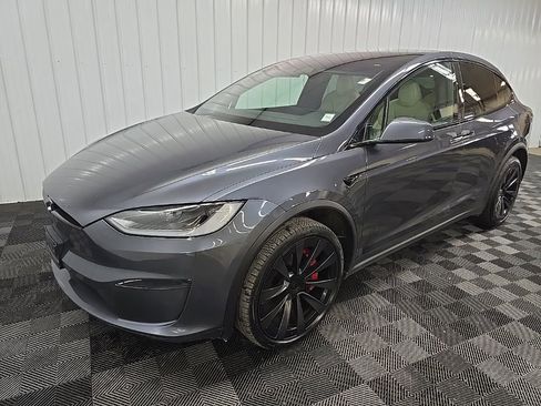 Used 2023 Tesla Model X Plaid image 8