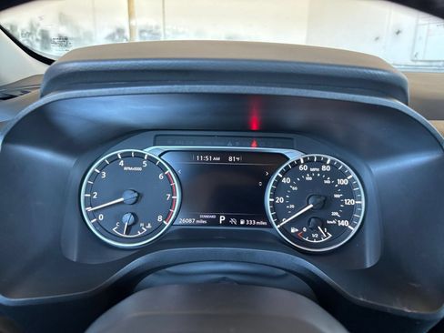 Used 2025 Nissan Rogue SV FWD image 42