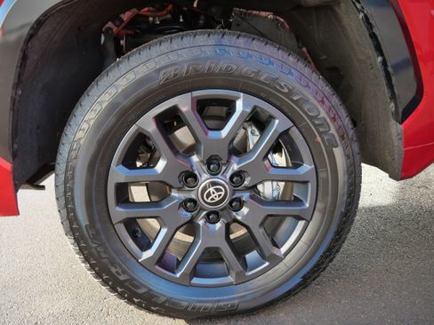 Used 2025 Toyota Tundra Platinum image 15