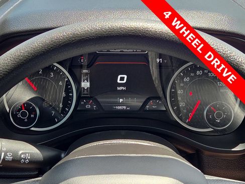 Used 2025 RAM 1500 Warlock AWD/4WD image 23