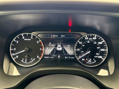 Used 2023 Nissan Rogue SV w/ SV Premium B Package image 13