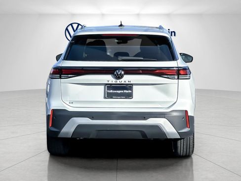 New 2026 Volkswagen Tiguan SE image 4