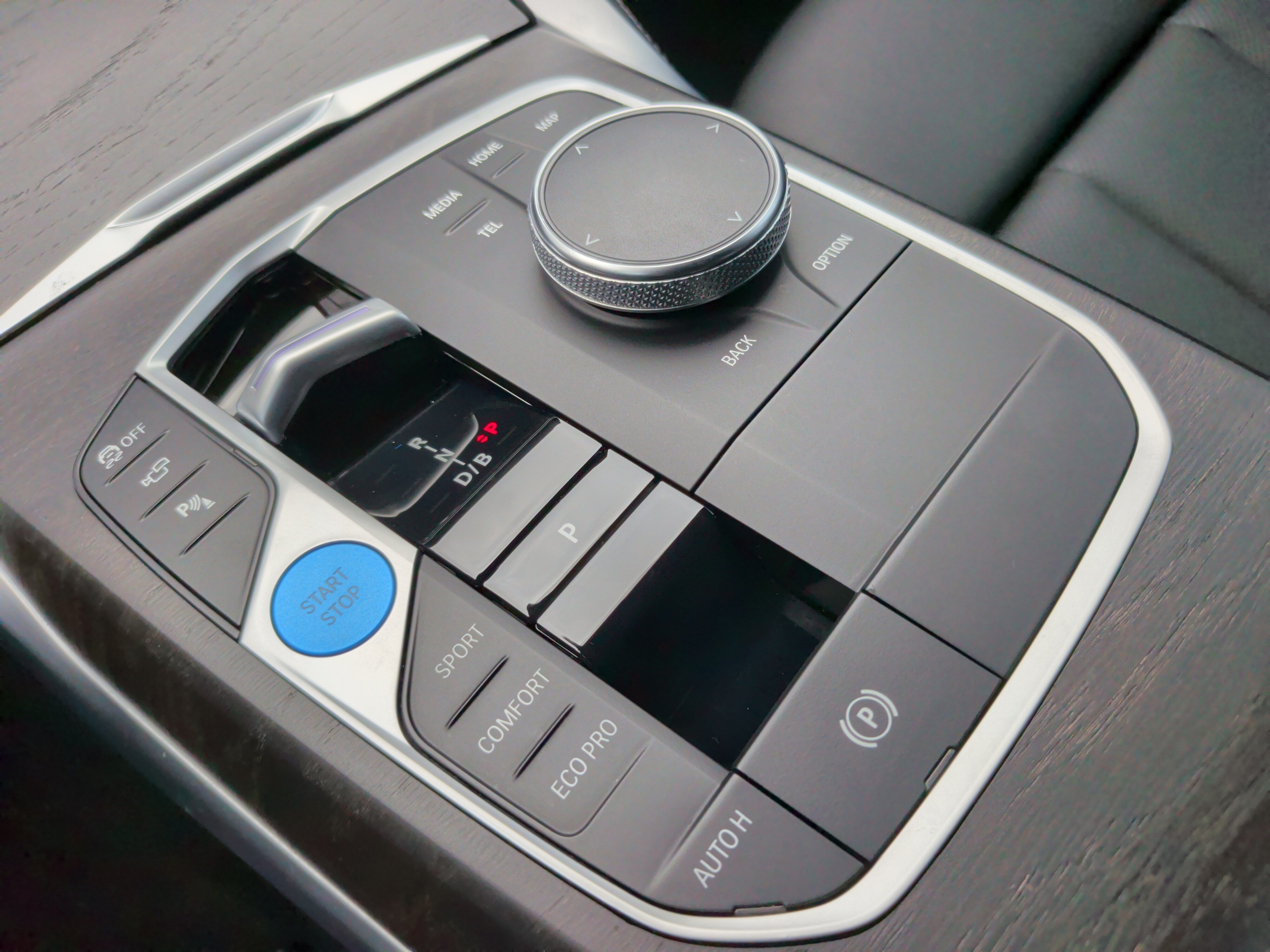 Used 2023 BMW i4 eDrive40 w/ M Sport Package RWD image 17