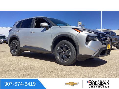 Used 2025 Nissan Rogue SV AWD/4WD image 28