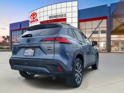 Used 2024 Toyota Corolla Cross XLE w/ Convenience Package image 3