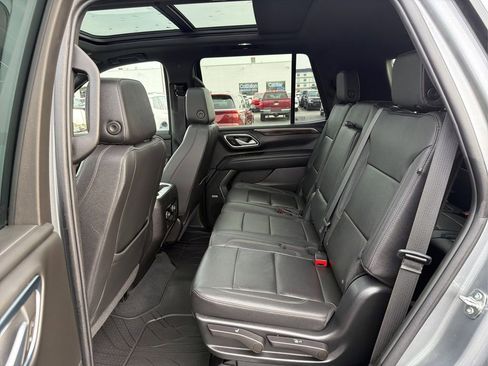 Used 2022 Chevrolet Tahoe LT w/ LT Signature Package AWD/4WD image 21