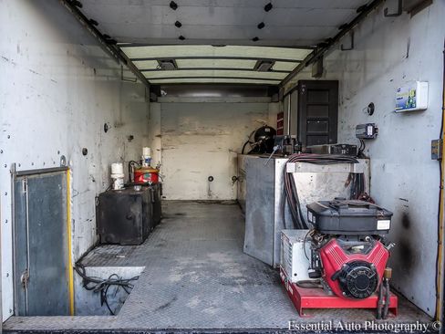 Used 2016 GMC Savana 3500 Extended image 17