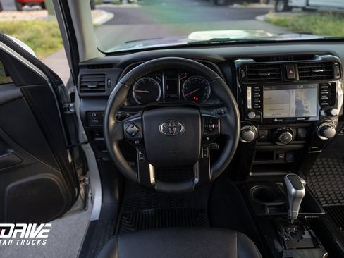 Used 2021 Toyota 4Runner TRD Off-Road Premium image 24