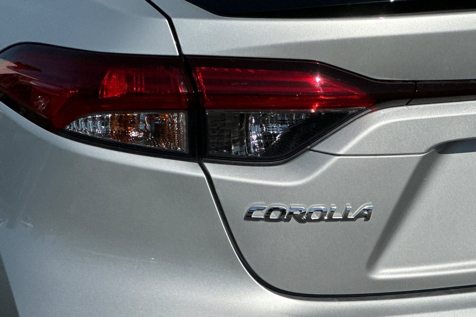 Certified 2026 Toyota Corolla XSE FWD image 24