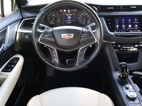Certified 2023 Cadillac XT5 Sportv w/ Technology Package AWD/4WD image 15