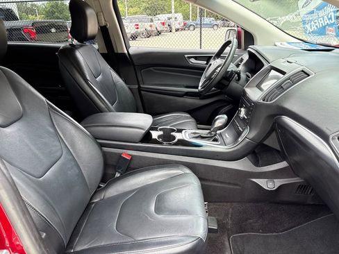 Used 2017 Ford Edge Titanium w/ Technology Package FWD image 28