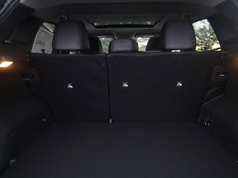 New 2026 Nissan Kicks SR w/ SR Premium Package FWD image 24