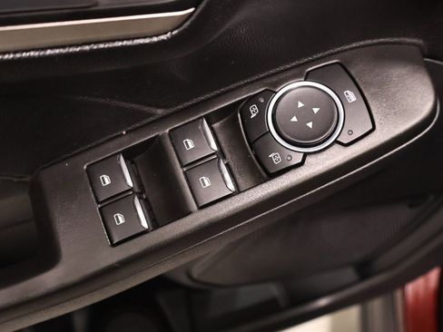 Certified 2021 Ford Escape SE w/ SE Sport Appearance Package image 11