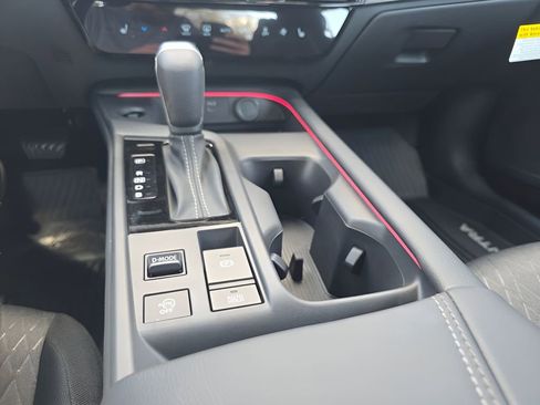 New 2026 Nissan Sentra SV w/ SV Convenience Package FWD image 23