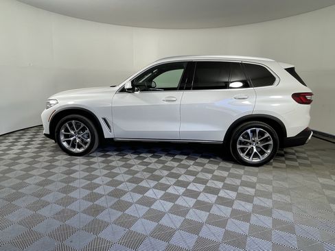 Used 2022 BMW X5 xDrive40i AWD/4WD image 2