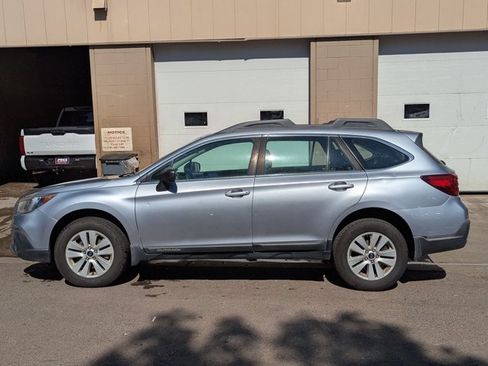 Used 2018 Subaru Outback 2.5i AWD/4WD image 8