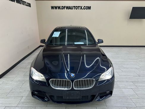 Used 2013 BMW 550i Sedan image 4