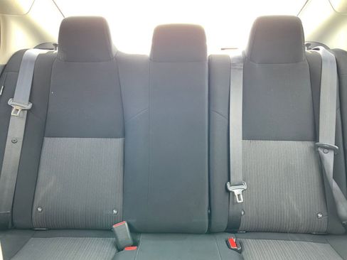 Used 2025 Nissan Sentra SV image 36