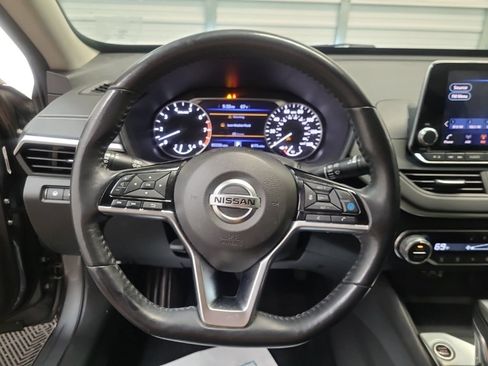 Used 2019 Nissan Altima 2.5 SV FWD image 40