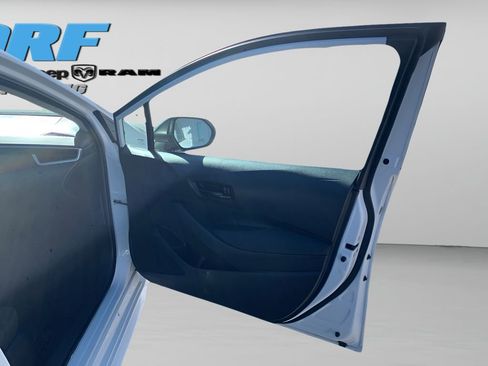 Used 2023 Toyota Corolla LE image 14