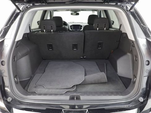 Used 2019 GMC Terrain SLE w/ Driver Convenience Package image 18