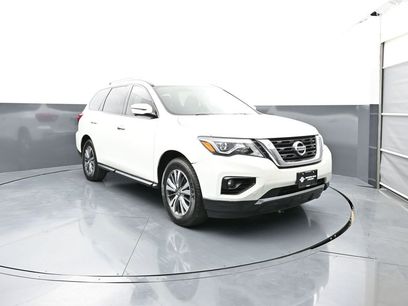 Used 2019 Nissan Pathfinder SL