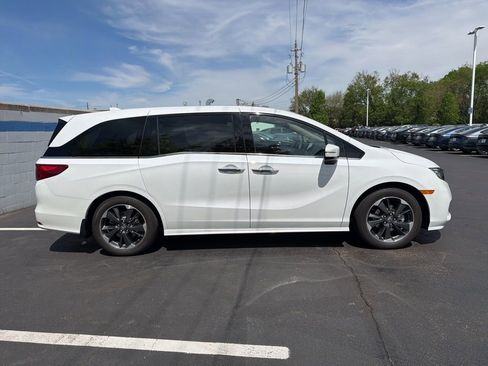 Certified 2024 Honda Odyssey Elite image 6