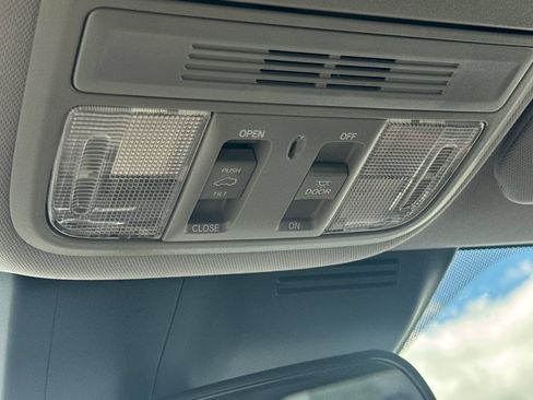 Used 2022 Honda CR-V EX image 32