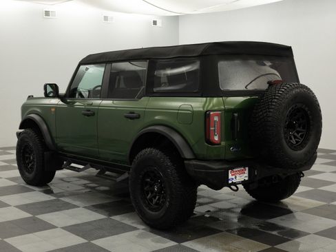 Used 2023 Ford Bronco Badlands image 8