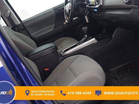 Used 2022 Toyota Tacoma SR5 image 8