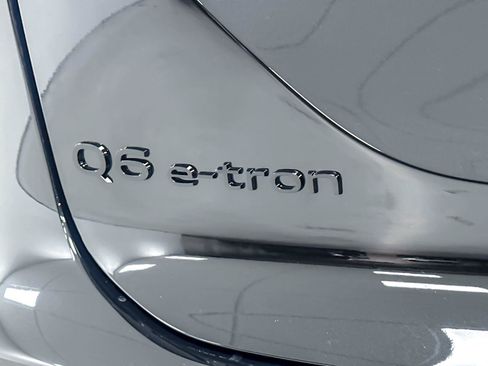 New 2027 Audi Q6 e-tron Premium Plus AWD/4WD image 26