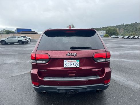 Used 2018 Jeep Grand Cherokee Trailhawk w/ Trailhawk Luxury Group AWD/4WD image 6