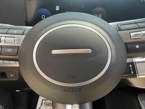 Certified 2025 Hyundai Kona SEL AWD/4WD image 31