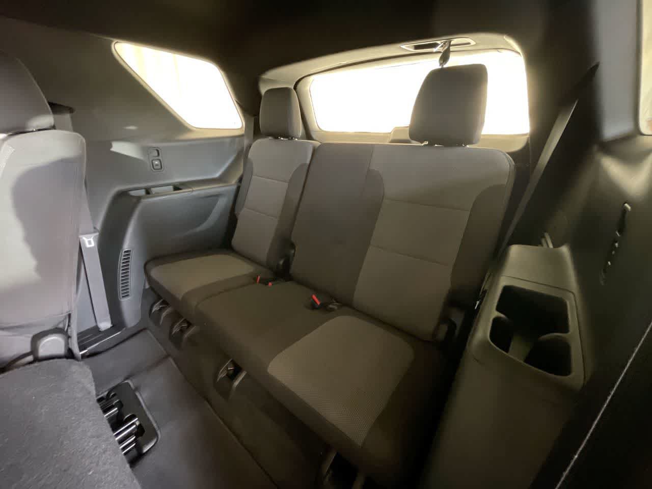 Used 2023 Chevrolet Traverse LT AWD/4WD image 23