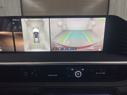 Certified 2025 INFINITI QX80 Sensory image 19