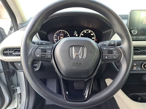 Used 2024 Honda HR-V LX image 17
