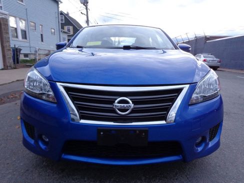 Used 2015 Nissan Sentra SR w/ Navigation Package image 32