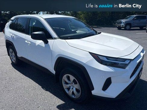 Certified 2023 Toyota RAV4 LE AWD/4WD image 1