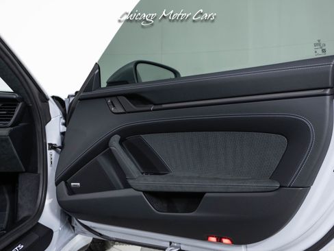 Used 2026 Porsche 911 GTS image 31